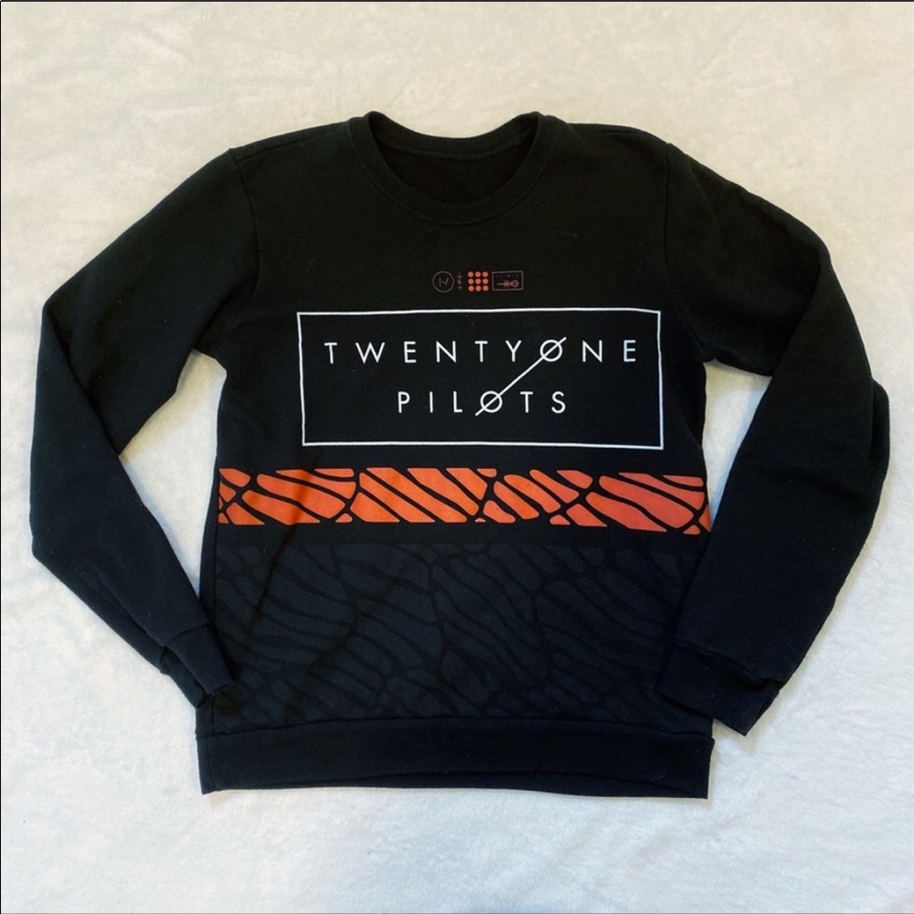 Twenty One Pilots Scales Girls Pullover Top
